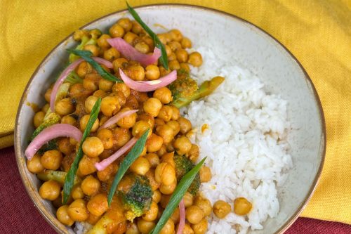 Curry Masala cu naut și broccoli